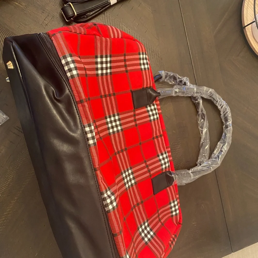 New Weekender bag and matching Mini Purse - Picture 4 of 10